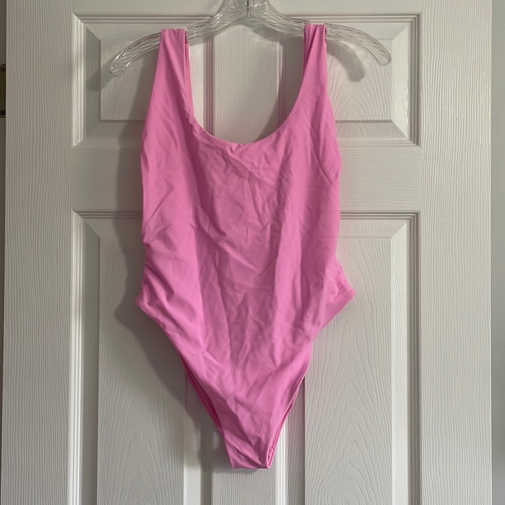 One piece Aerie bathing suit